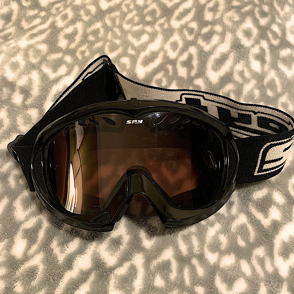 SPY goggles semi new